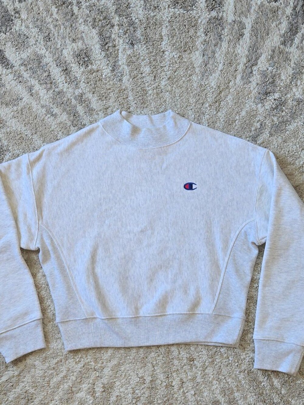 Champion Cropped Sweatshirt Size M. EUC